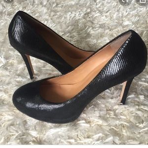 Ann Taylor black leather pumps, ECU, size 8